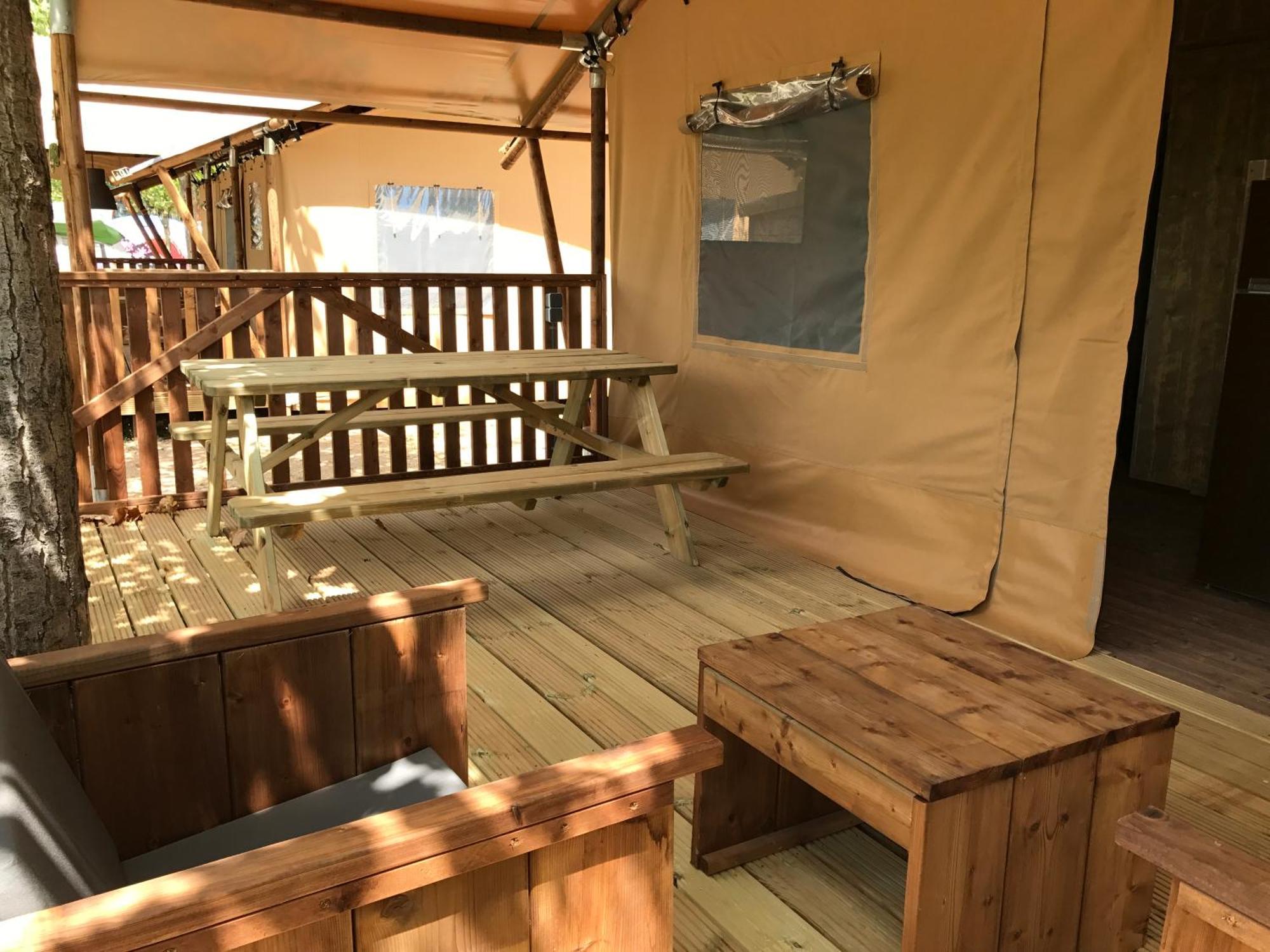 Bungalows - Camping El Solsones ソルソナ エクステリア 写真