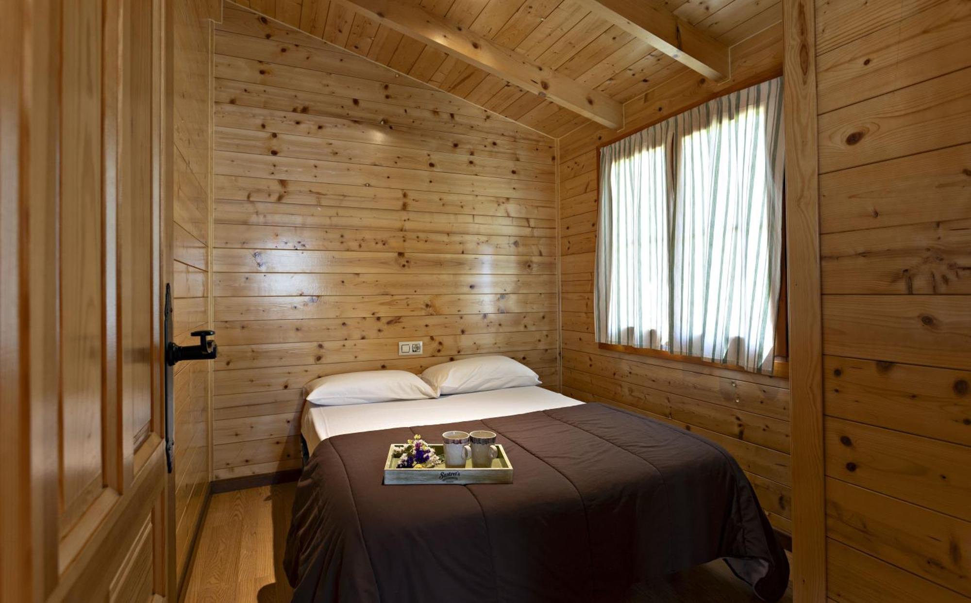Bungalows - Camping El Solsones ソルソナ エクステリア 写真