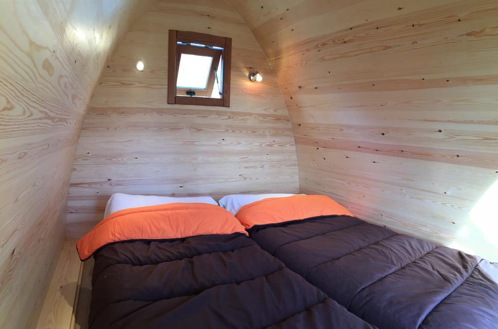 Bungalows - Camping El Solsones ソルソナ エクステリア 写真
